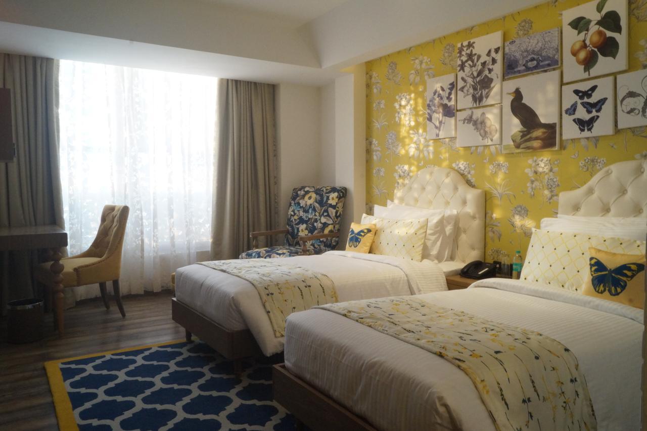 Mosaic Hotel Mussoorie Mallroad ภายนอก รูปภาพ