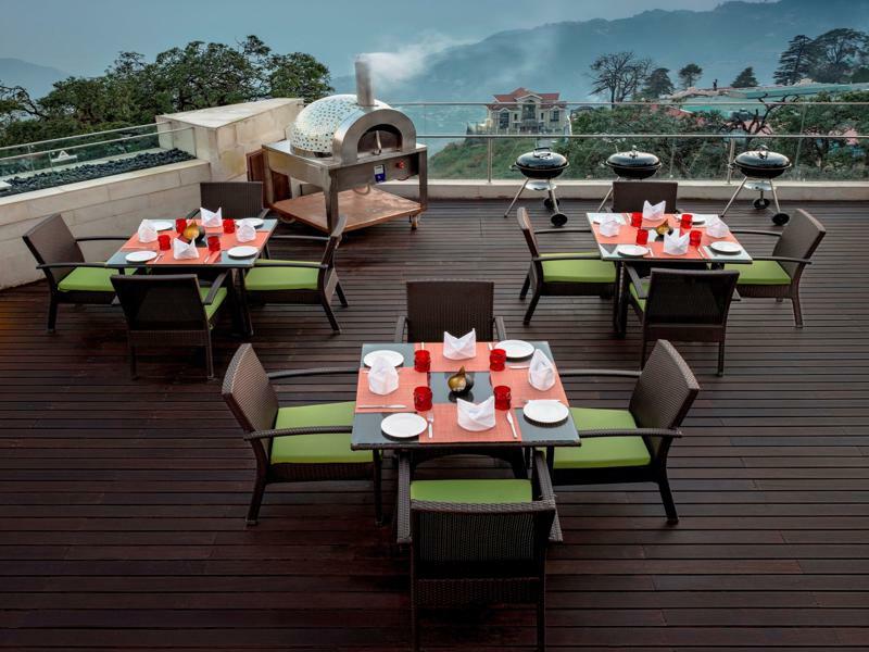 Mosaic Hotel Mussoorie Mallroad ภายนอก รูปภาพ